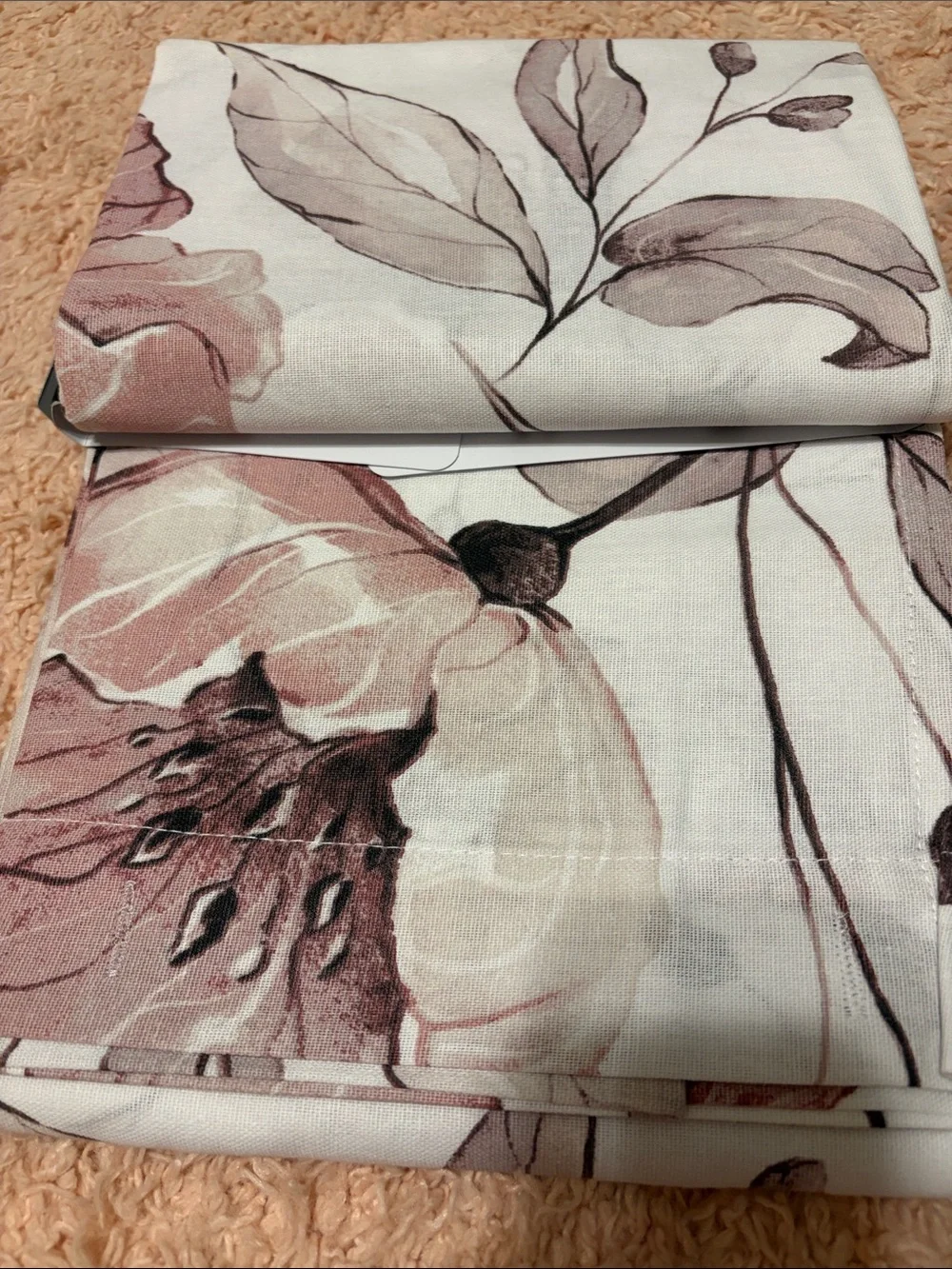 NWT Nicole Miller NY Shower Curtain Lymx Lily Blush 100% Cotton 72” x 72”